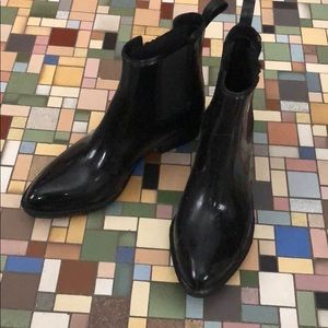 Jeffrey Campbell rain boots size 10 fit like a 9.5